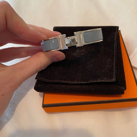 RARE Hermès Clic Clac H Bracelet Palladie Gris - Picture 2 of 5